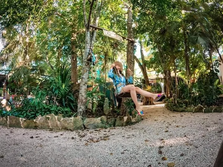 Tubo Tulum Hostel